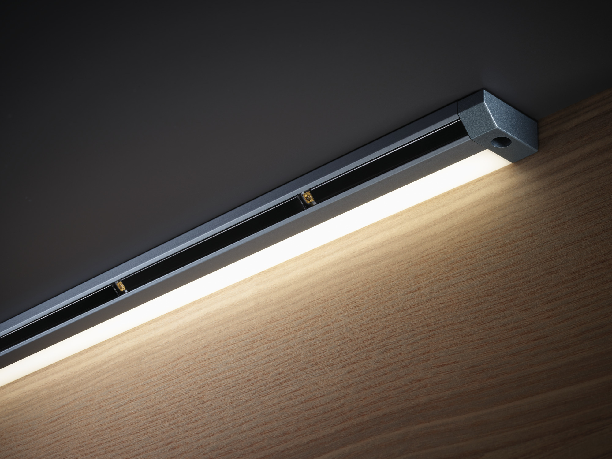 L221_UV_4000_AMBIENTE_ON